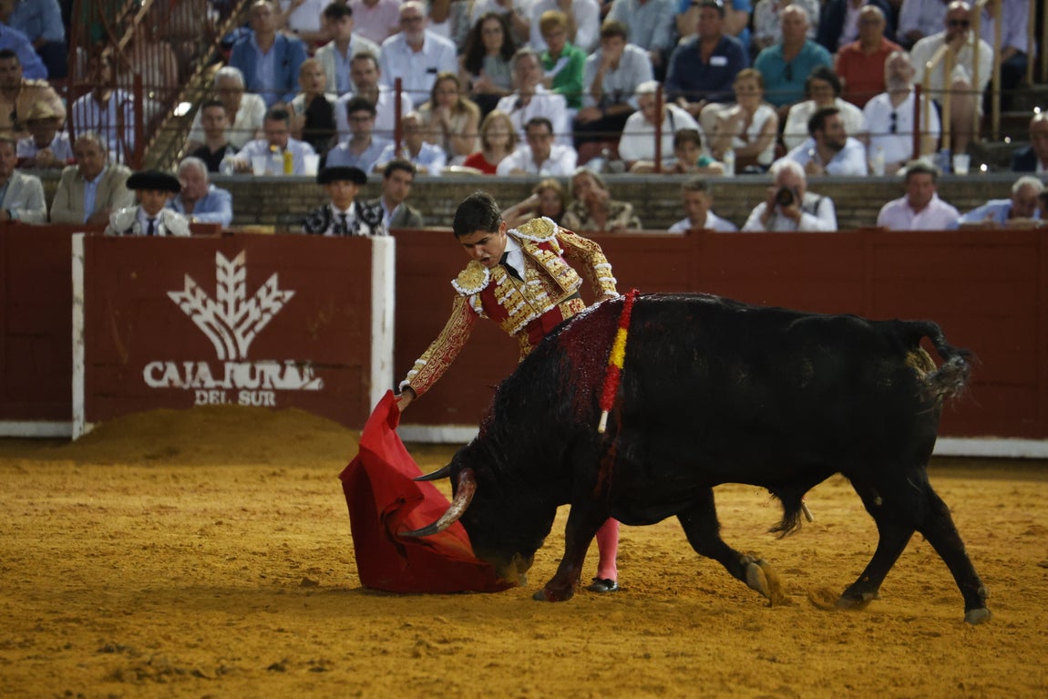 Las mejores imágenes del triunfo de Juan Ortega y Roca Rey en la Feria de Córdoba