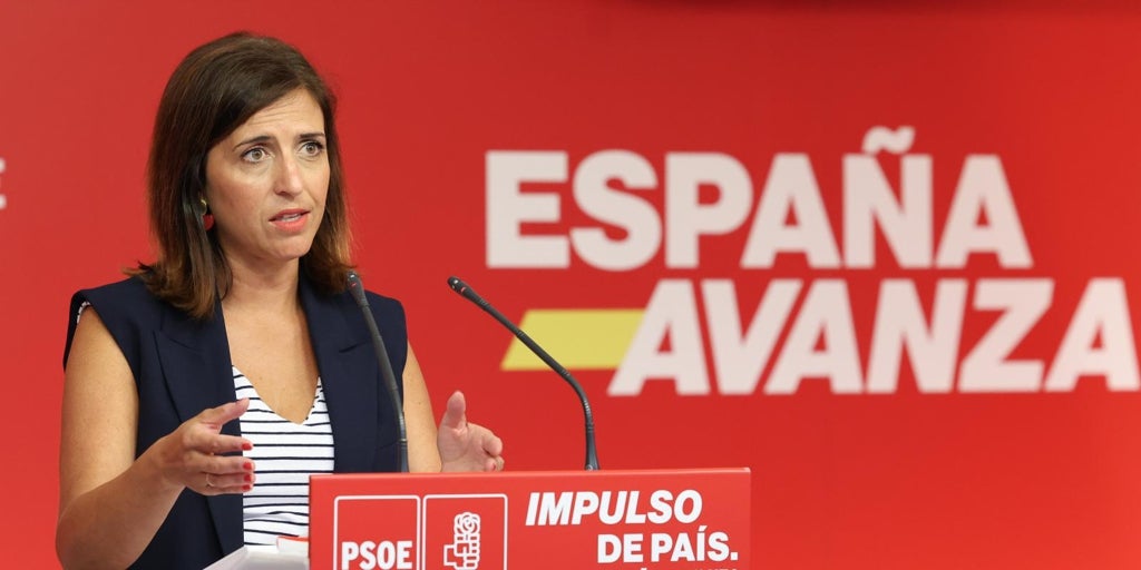 El PSOE cierra filas entorno a Gallardo: «Es víctima de una cacería»