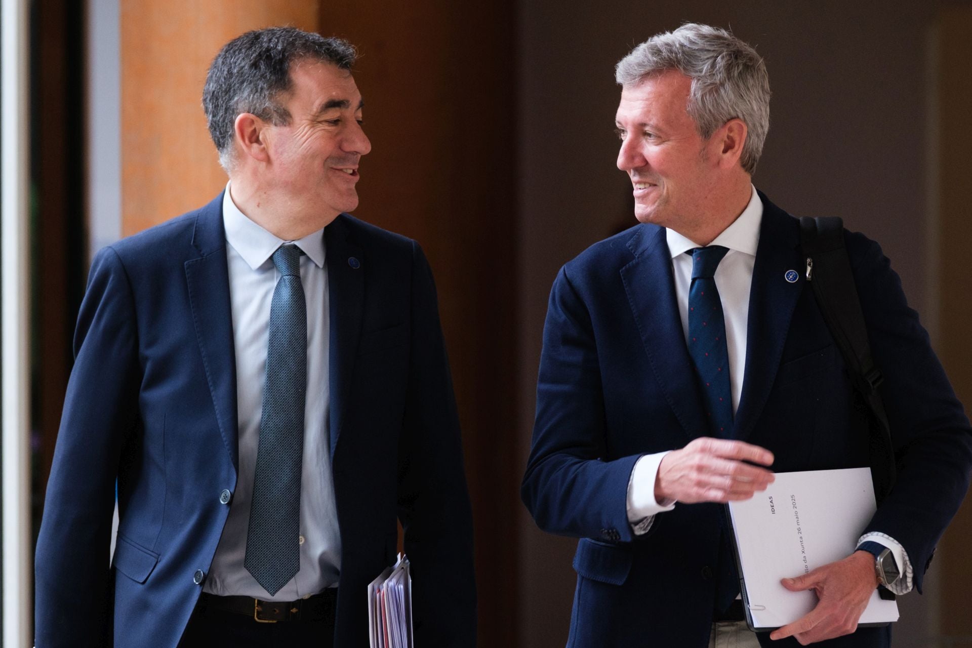 Los gallegos podrán desgravar en la Renta de 2026 el 15% del coste de libros y material escolar
