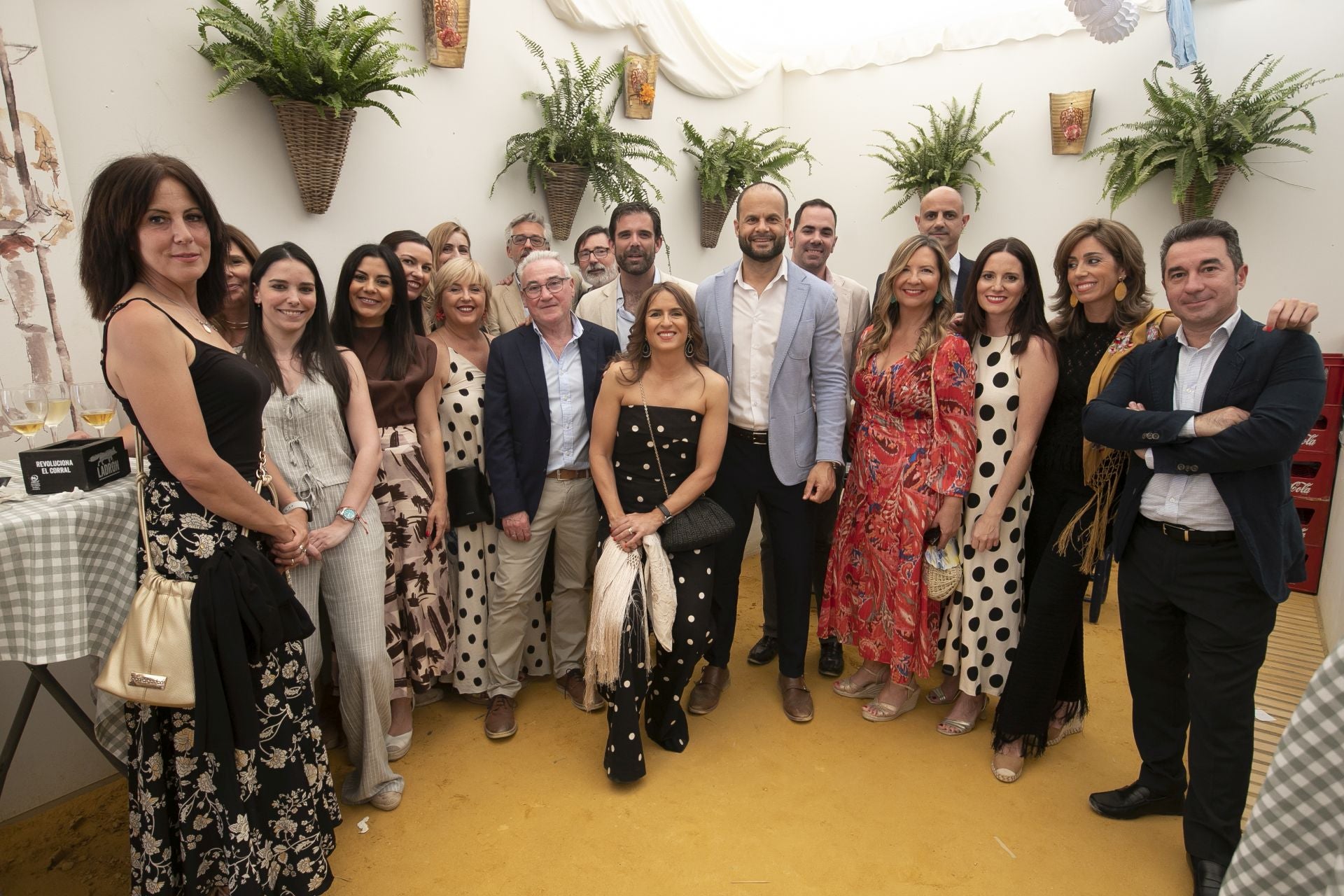 Las casetas brillan el lunes de la Feria de Córdoba, en imágenes