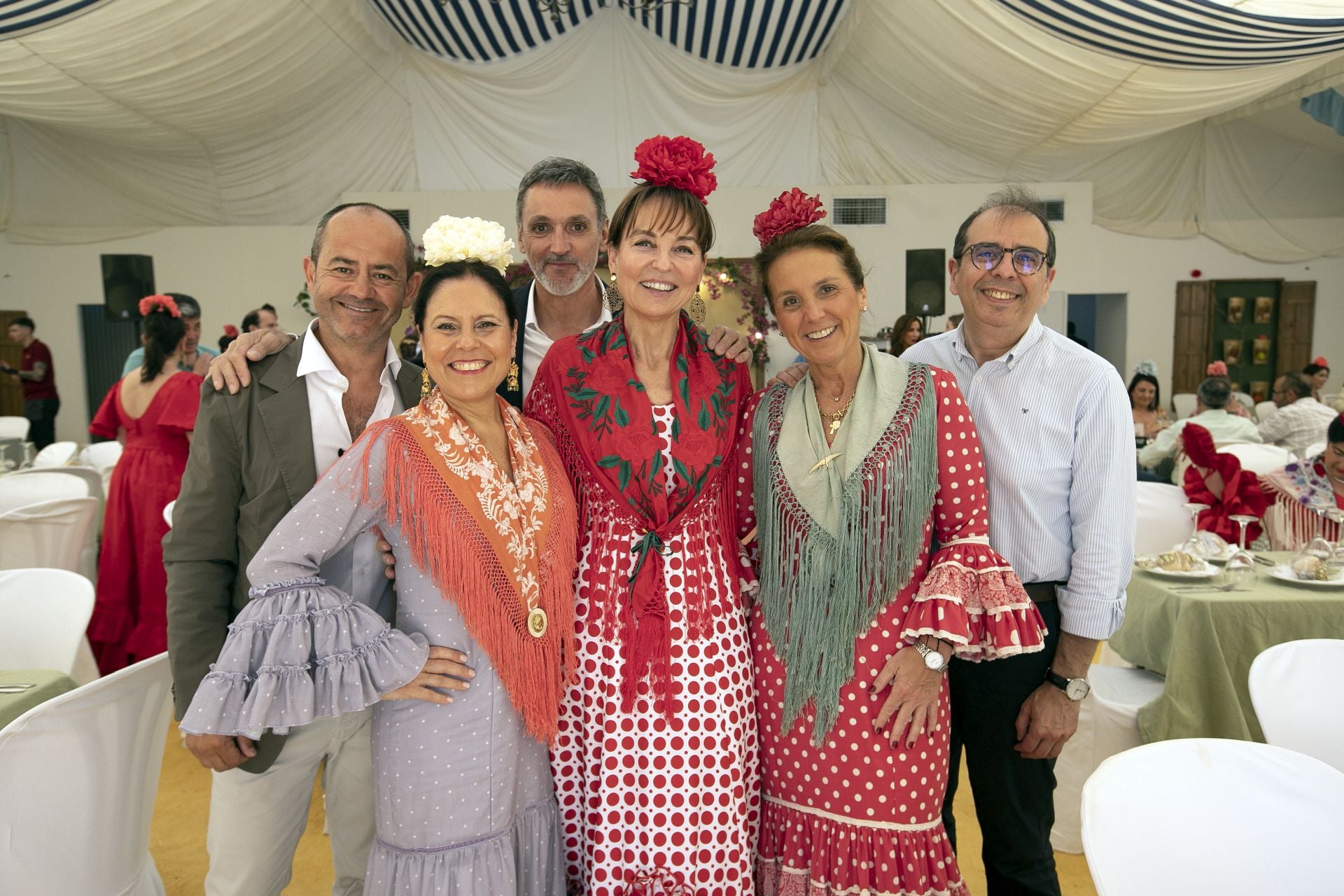 Las casetas brillan el lunes de la Feria de Córdoba, en imágenes