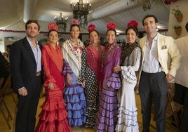 La alegre vivencia en las casetas de la Feria de Córdoba, en imágenes
