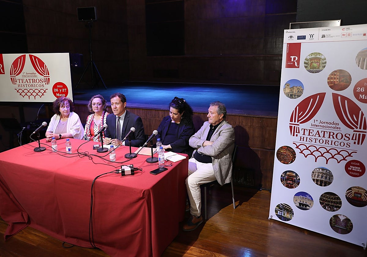 Carlos Velázquez durante la apertura de las primeras Jornadas Internacionales de Teatro Históricos en Toledo