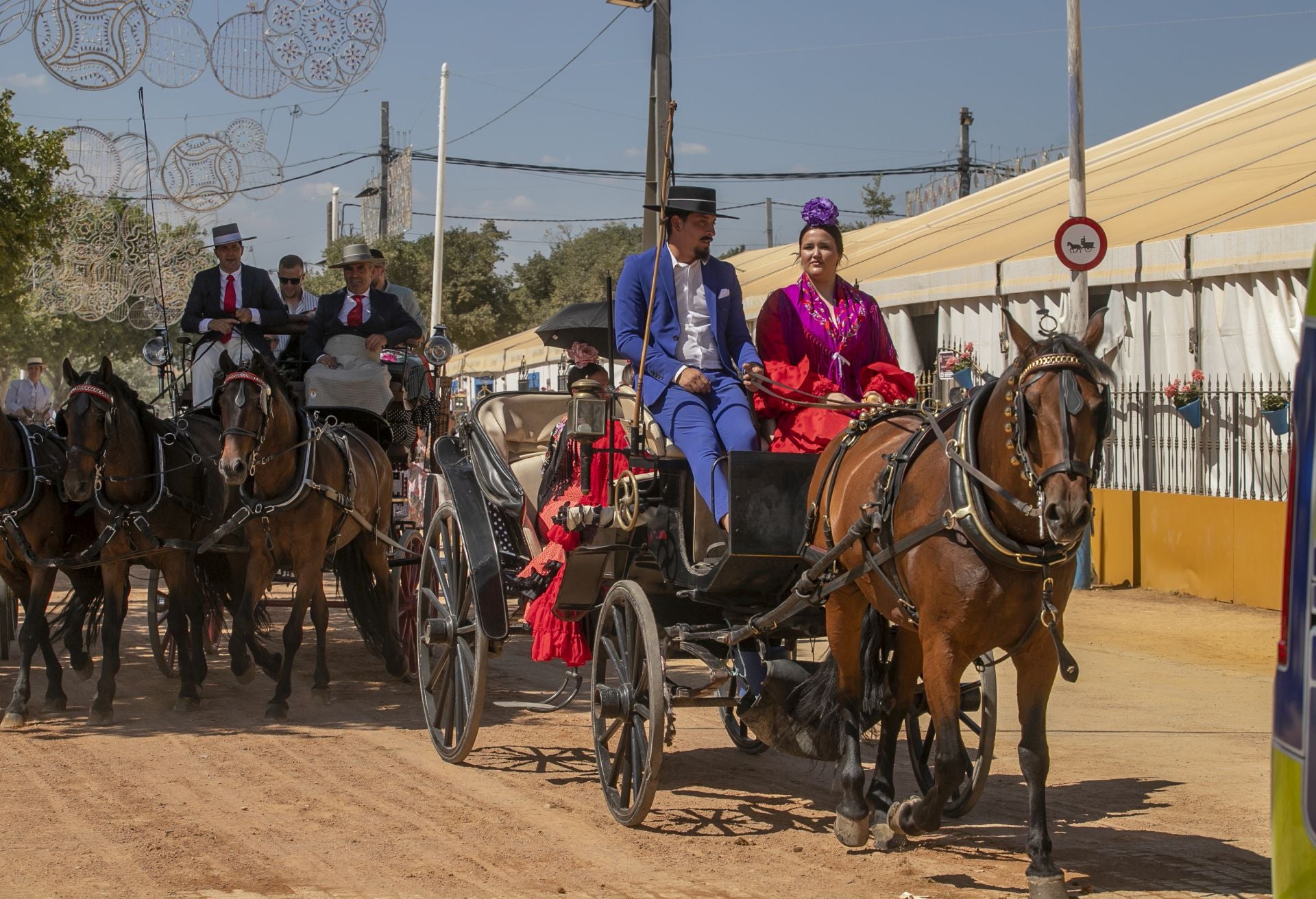 El lucido ambiente el martes de Feria de Córdoba, en imágenes