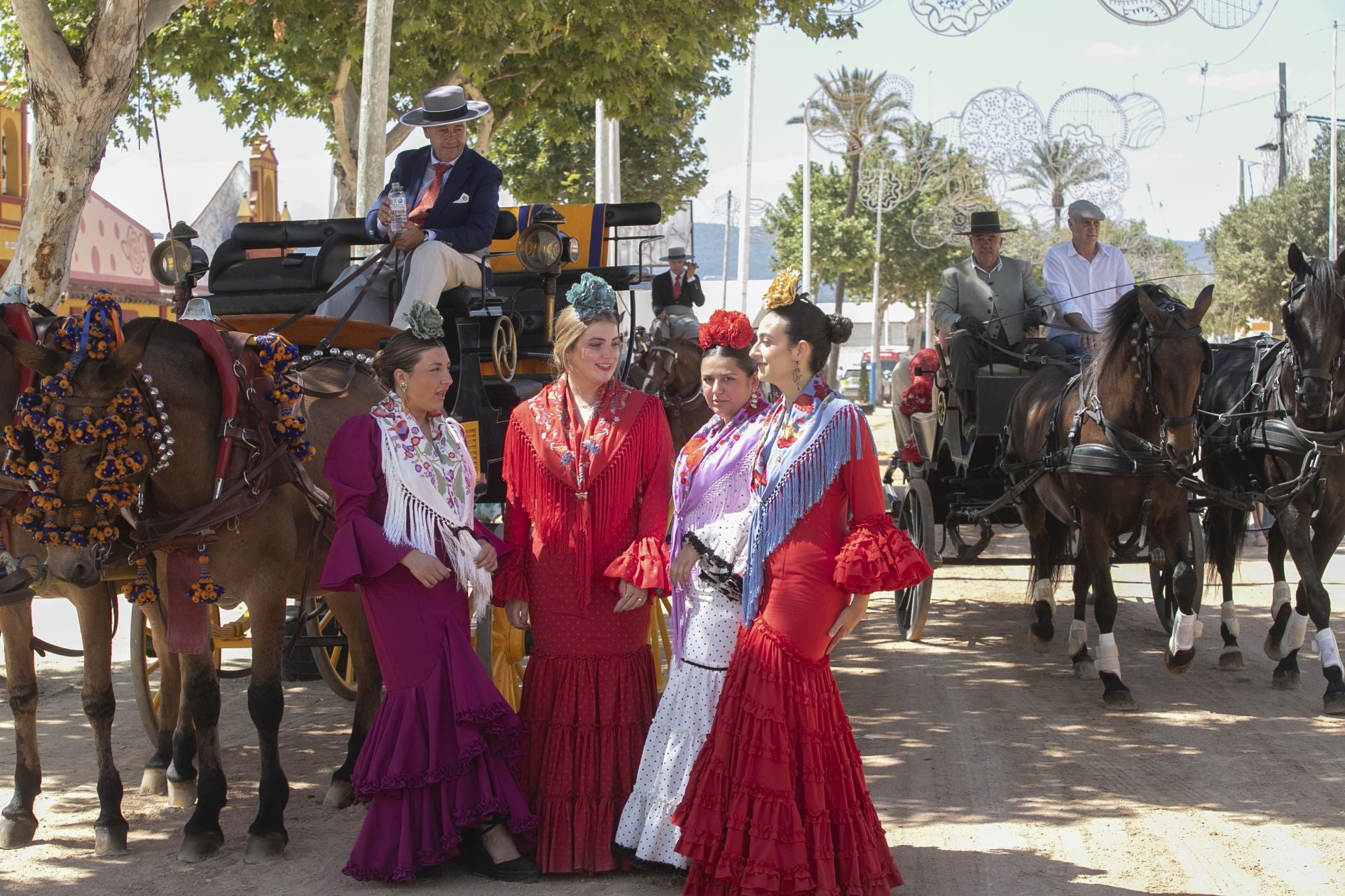 El lucido ambiente el martes de Feria de Córdoba, en imágenes