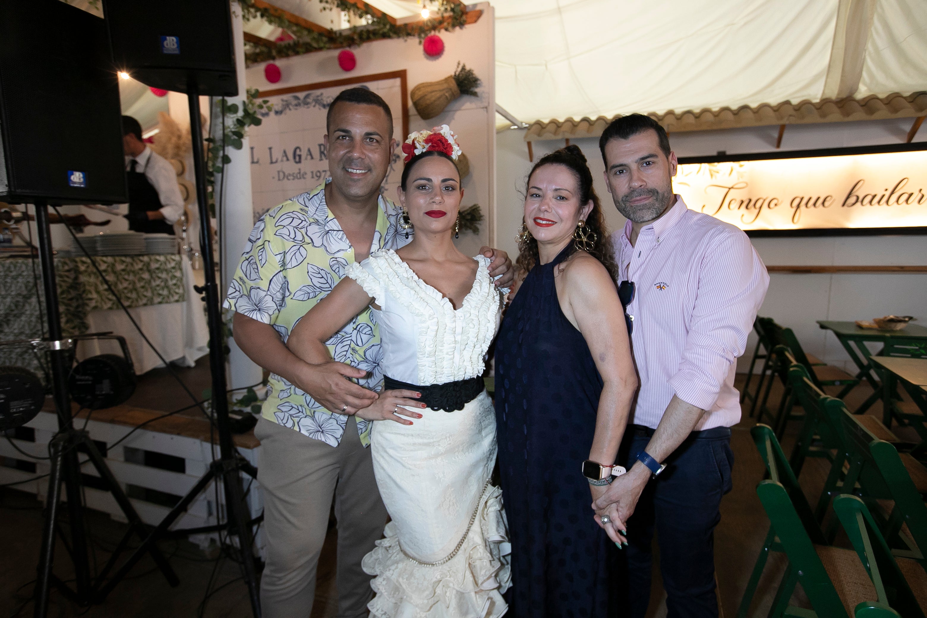 Las mejores imágenes del ambiente en las casetas el martes de Feria en Córdoba