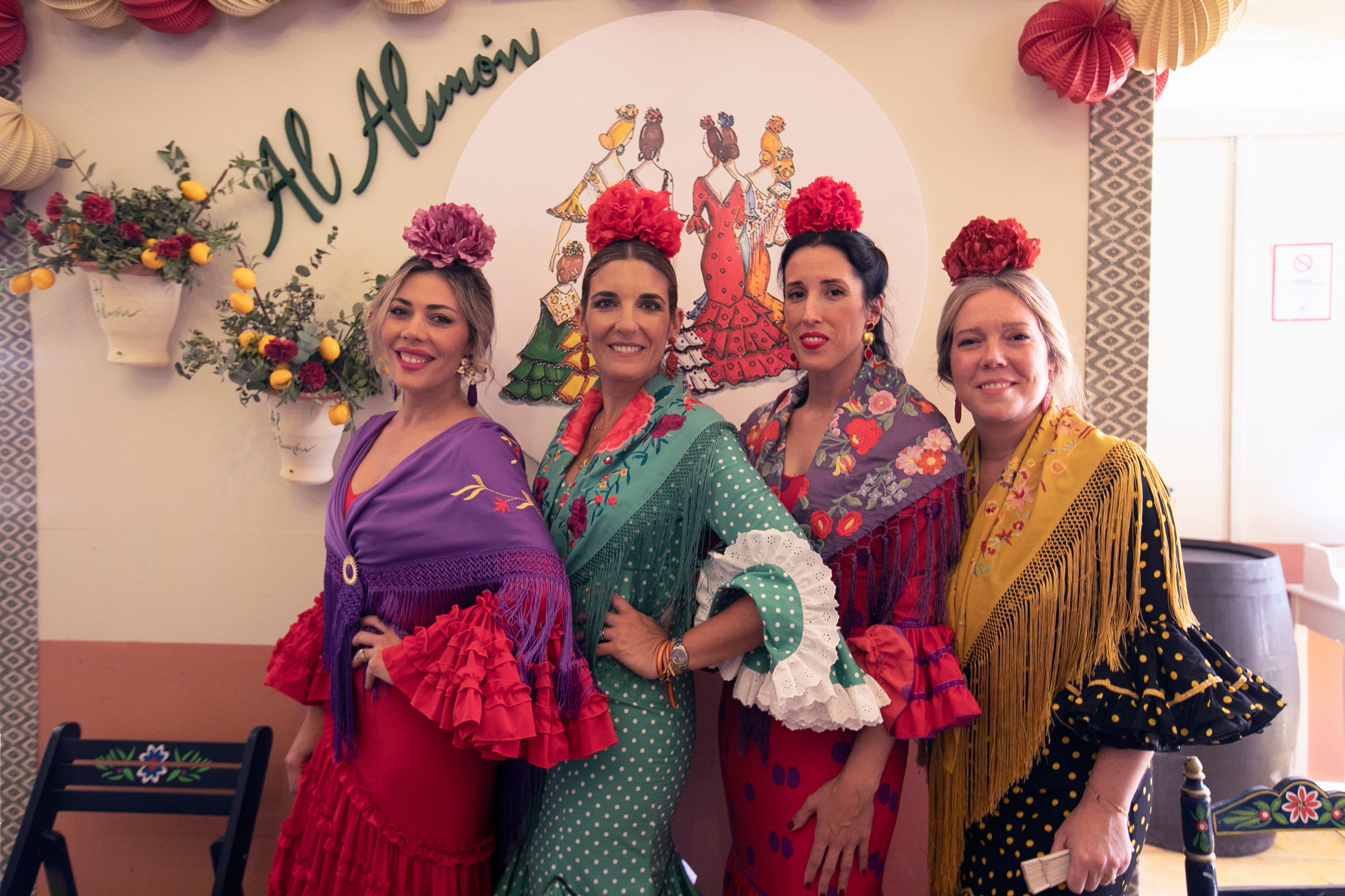 Las mejores imágenes del ambiente en las casetas el martes de Feria en Córdoba