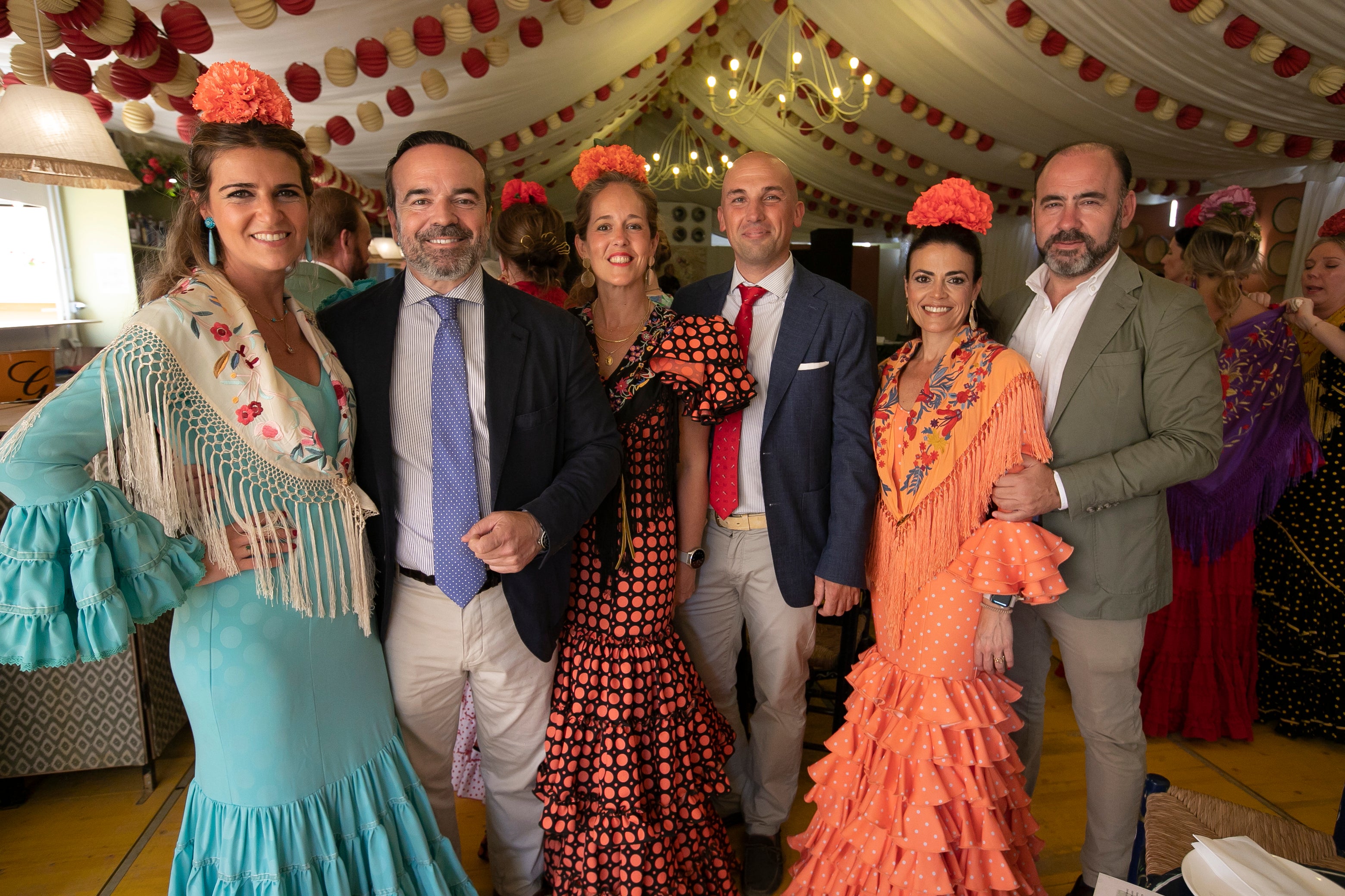 Las mejores imágenes del ambiente en las casetas el martes de Feria en Córdoba