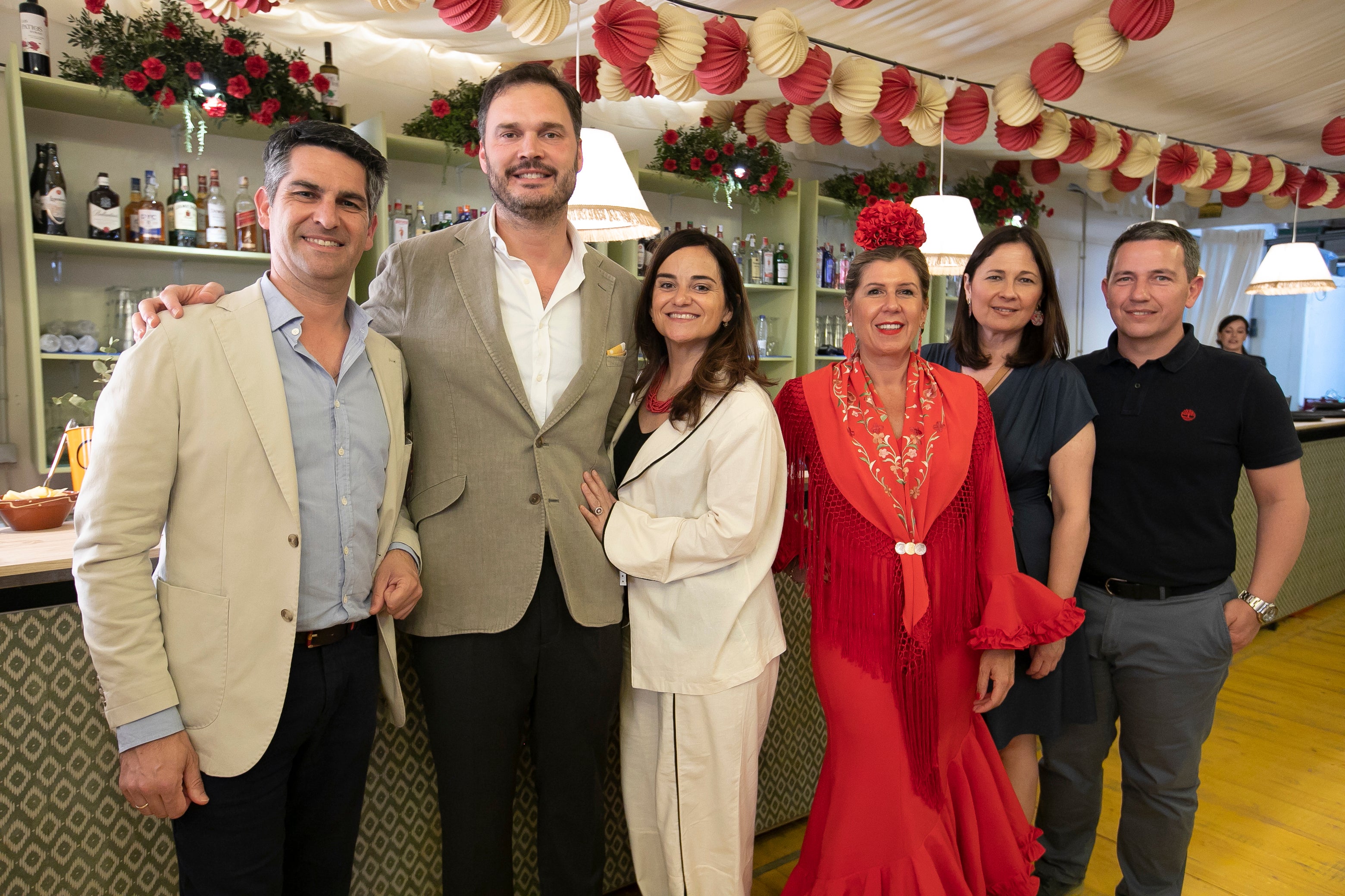 Las mejores imágenes del ambiente en las casetas el martes de Feria en Córdoba