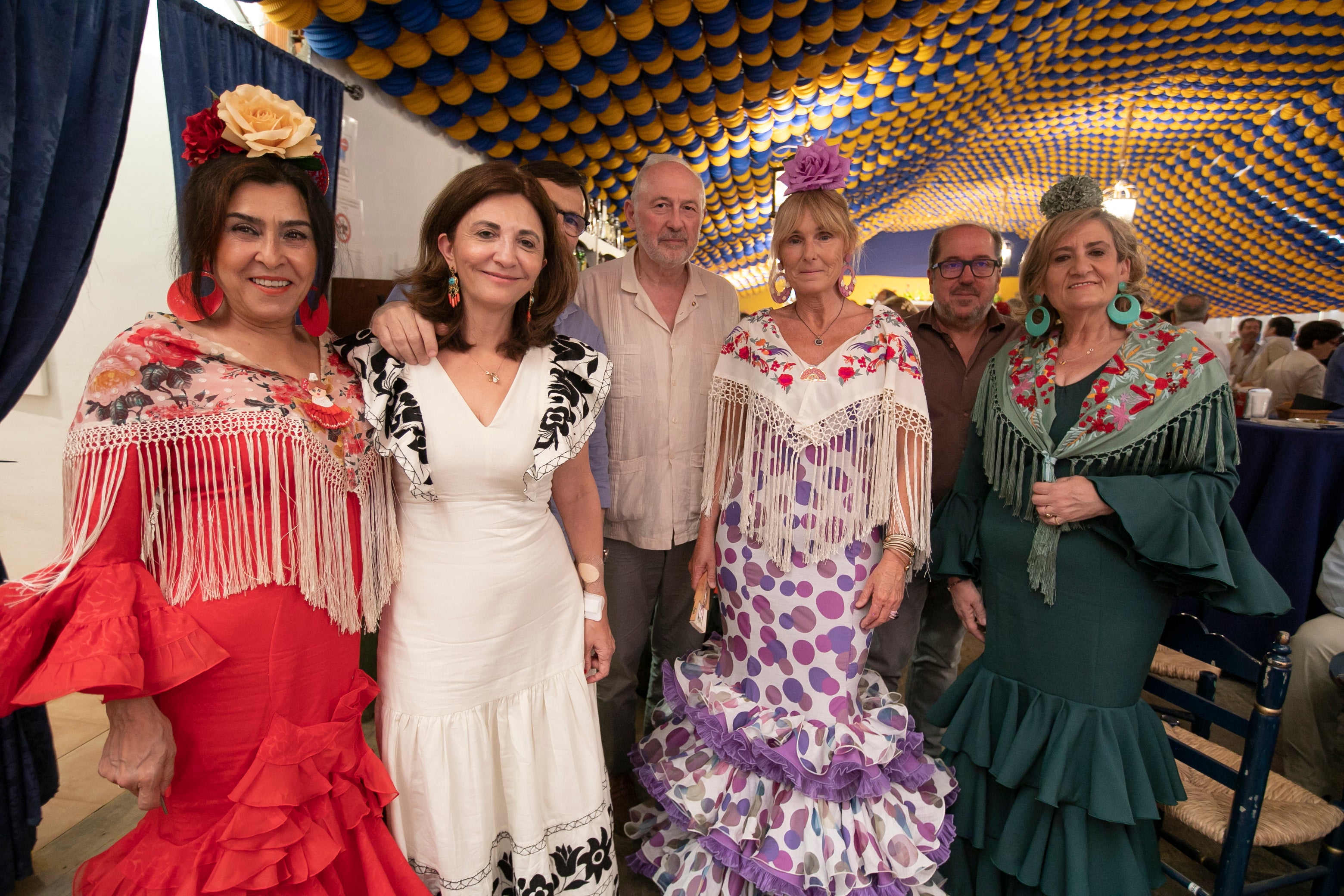 El clima de disfrute en las casetas de la Feria de Córdoba este martes, en imágenes