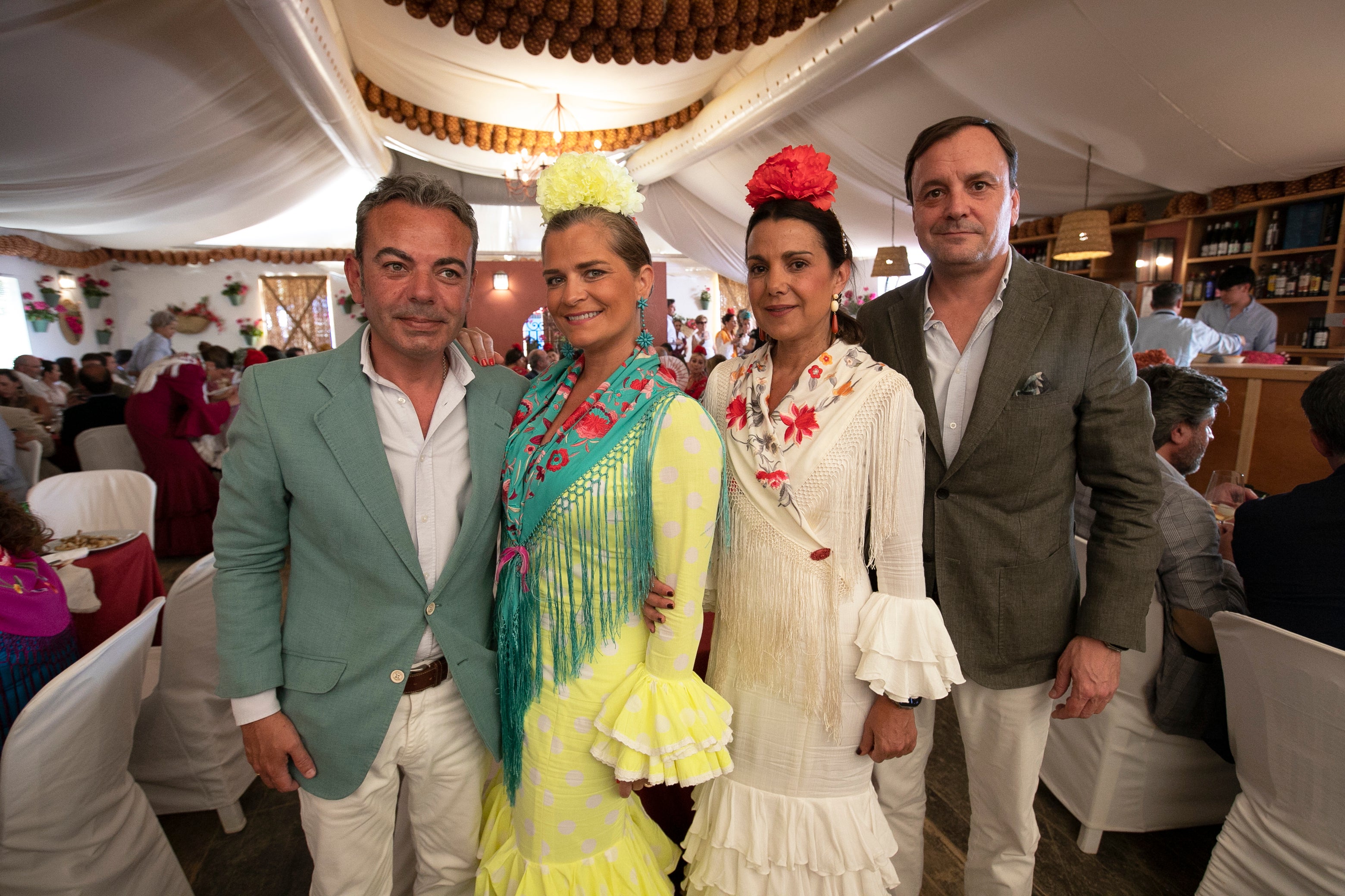 El clima de disfrute en las casetas de la Feria de Córdoba este martes, en imágenes