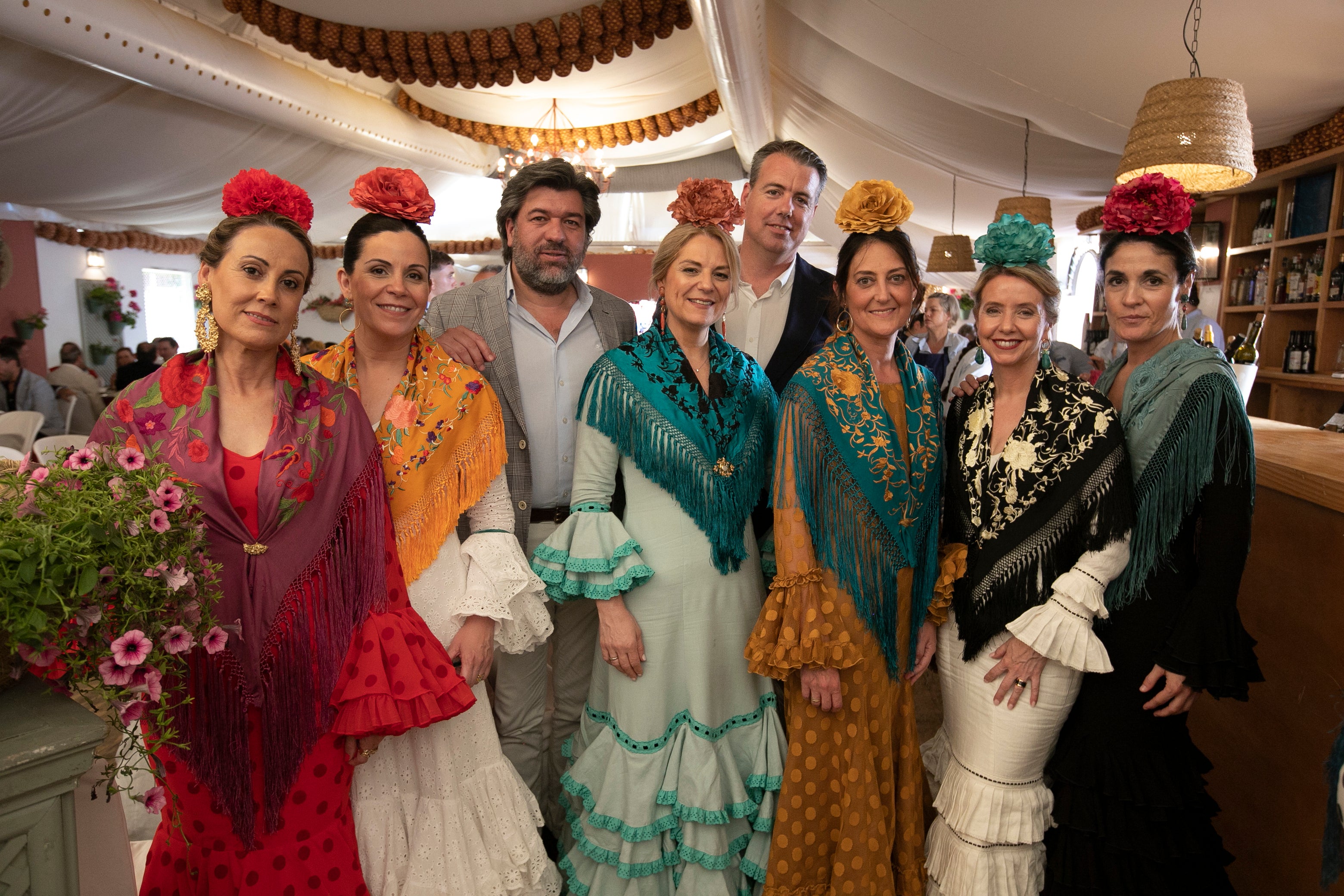 El clima de disfrute en las casetas de la Feria de Córdoba este martes, en imágenes