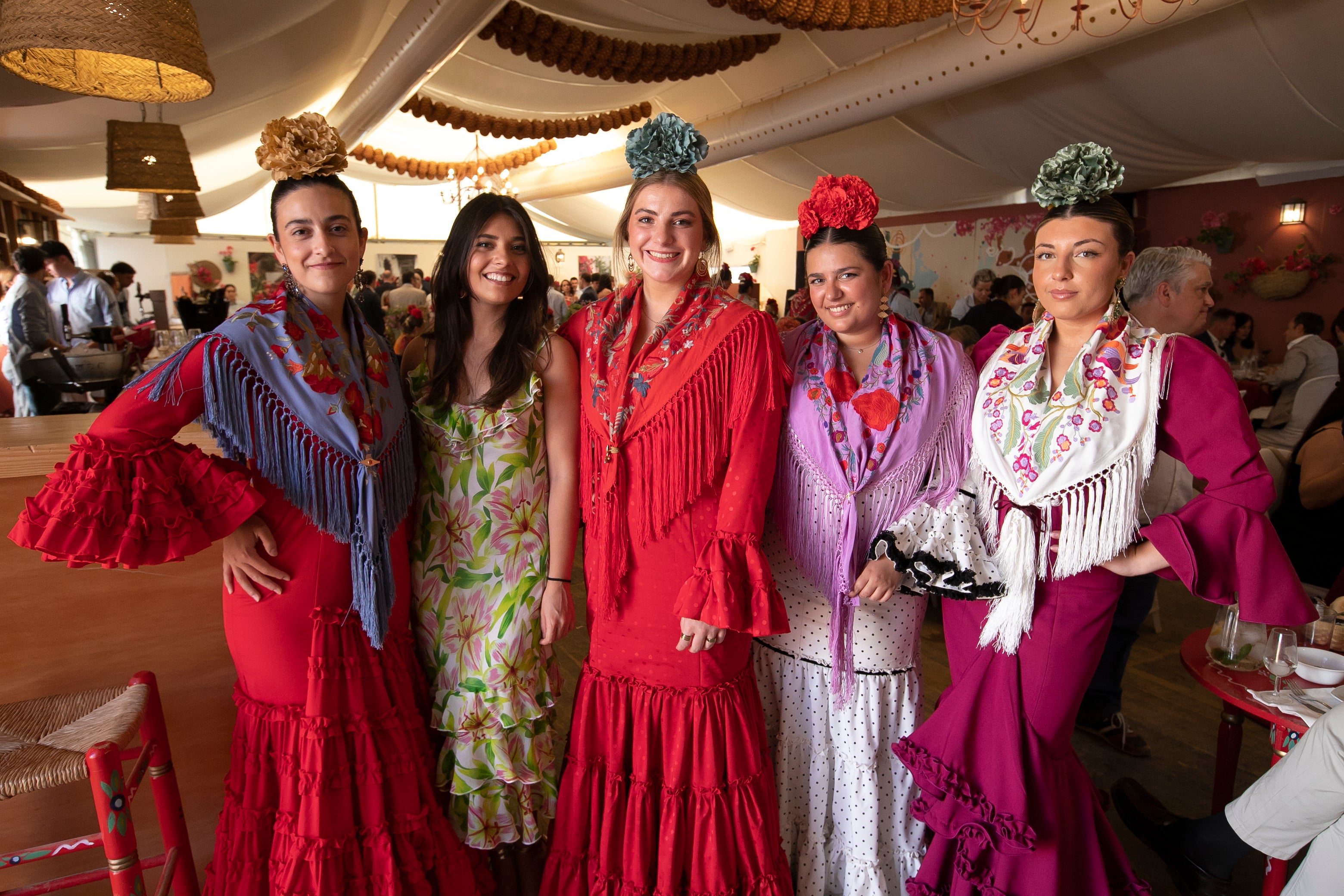 El clima de disfrute en las casetas de la Feria de Córdoba este martes, en imágenes