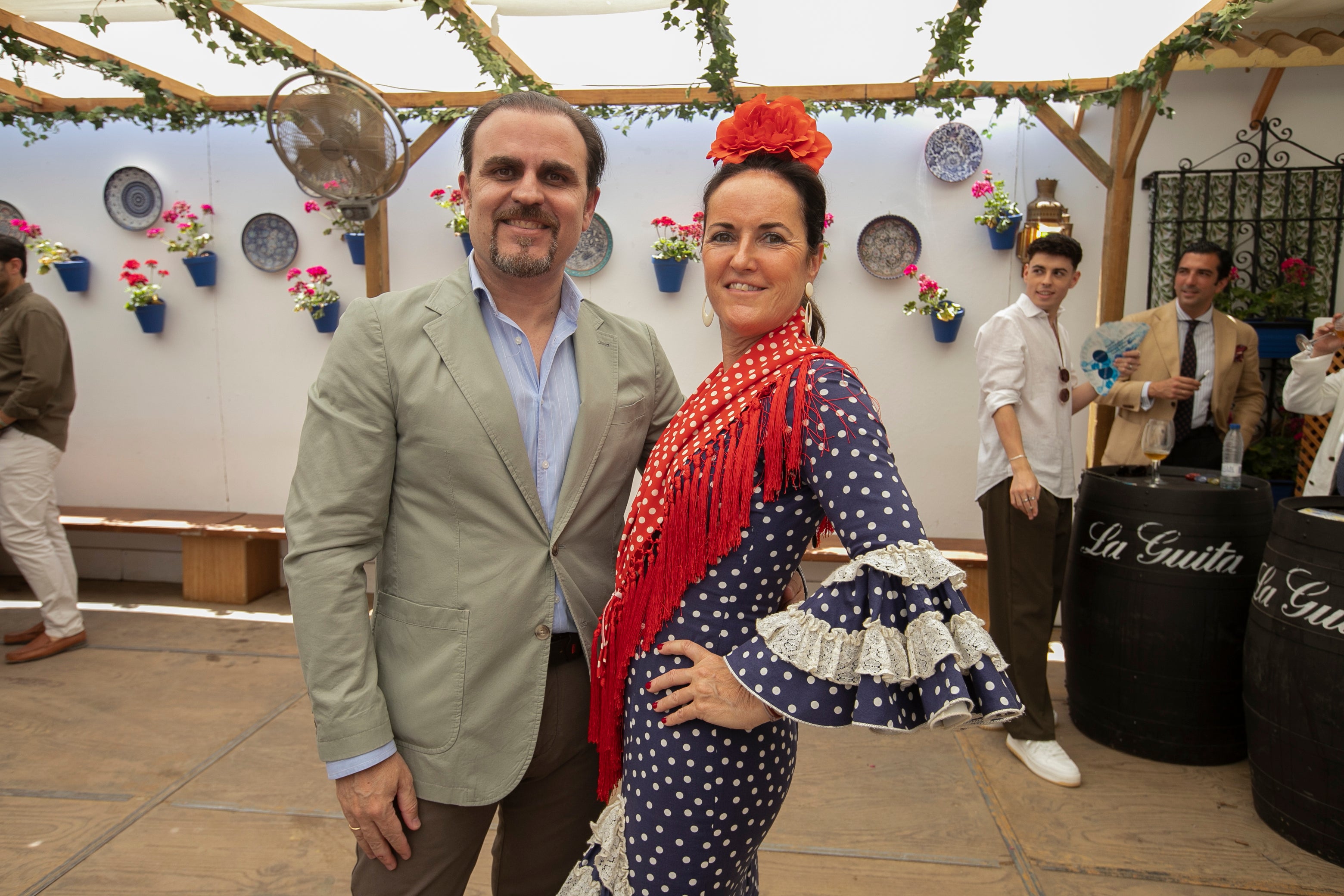 Las mejores imágenes del ambiente en las casetas el martes de Feria en Córdoba