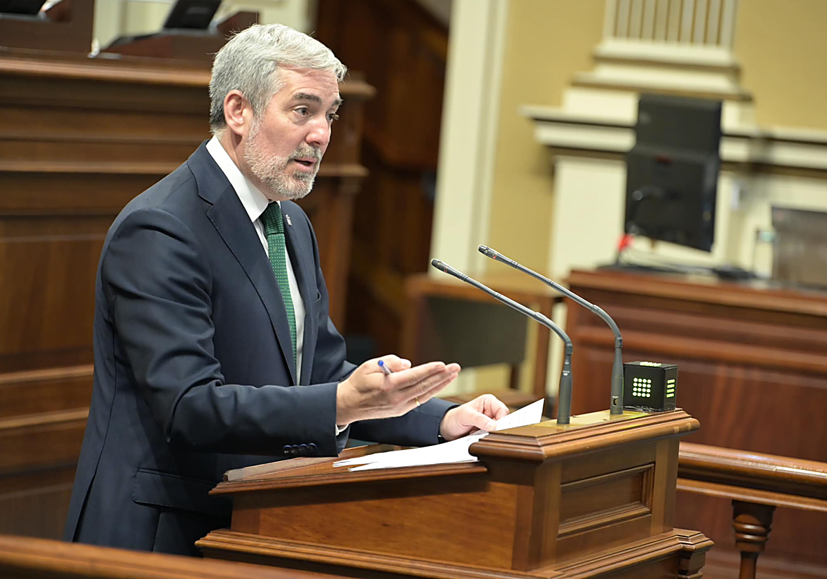 Fernando Clavijo durante el Debate sobre el Estado de la Nacionalidad