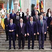 Okupas, falta de trenes, financiación autonómica, los asuntos que Andalucía pide debatir con Sánchez