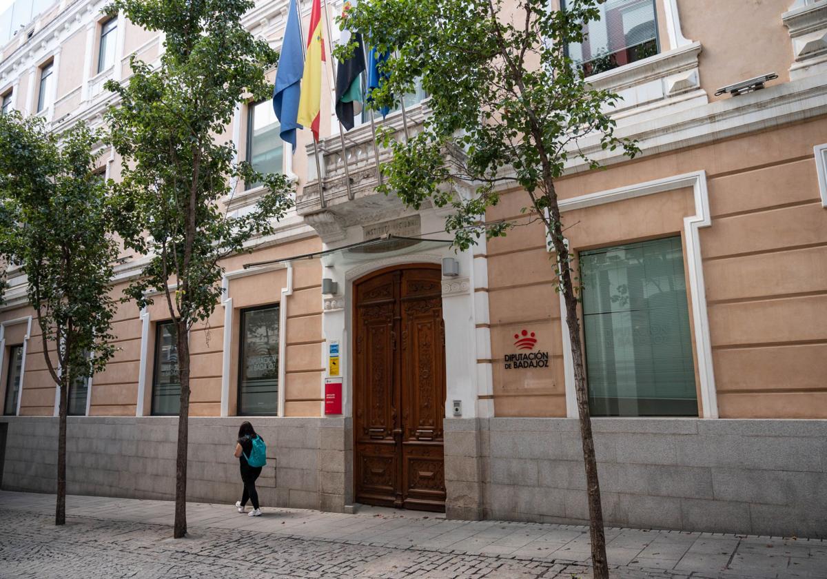 Fachada de la Diputación de Badajoz