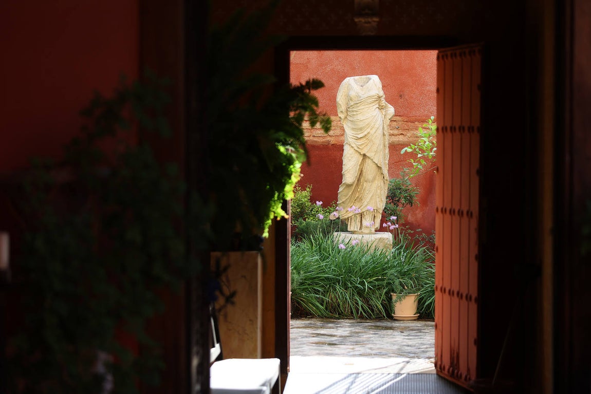 El impresionante Jardín del Palacio de Portocarrero de Palma del Río, en imágenes