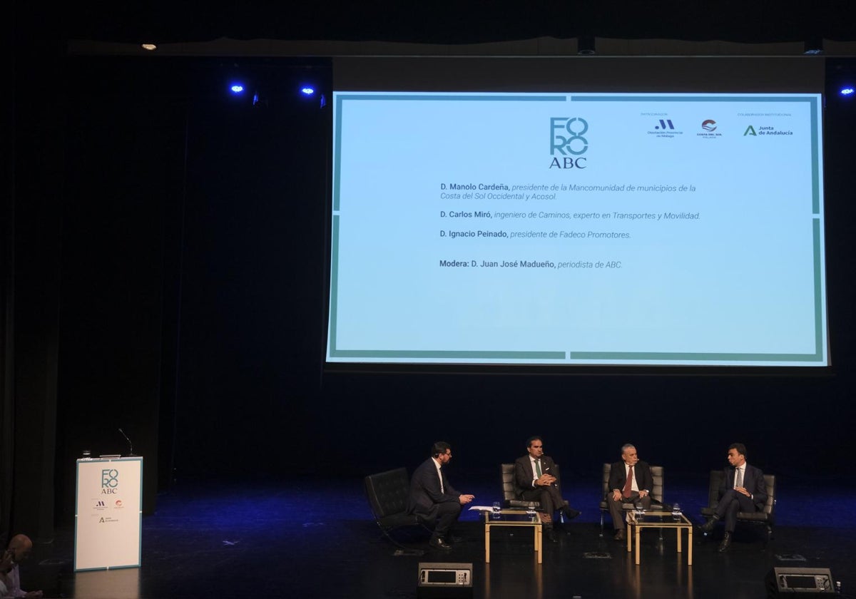 Imagen este martes de la primera mesa del Foro ABC