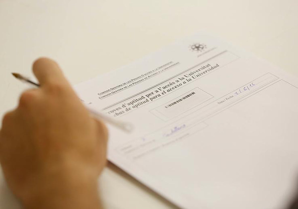 Imagen de archivo tomada en una examen de Selectividad en Valencia