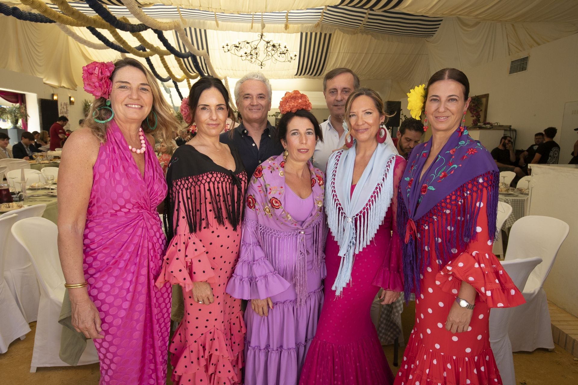 Las mejores imágenes del ambiente en las casetas el miércoles de la Feria de Córdoba