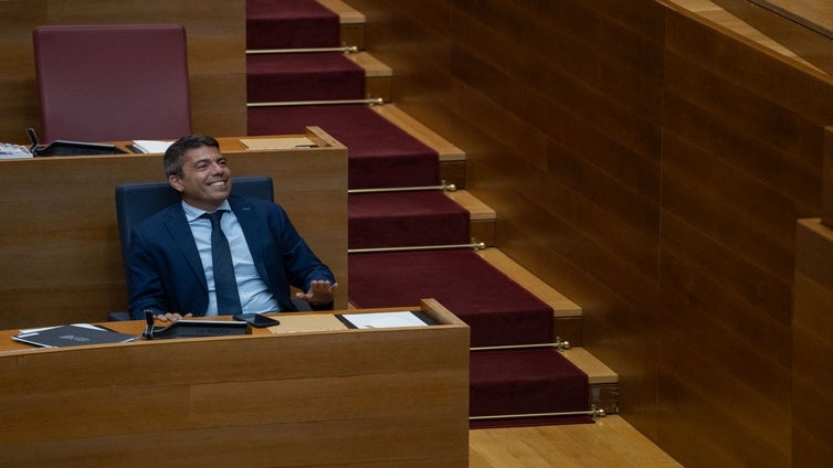 Mazón logra aprobar unos presupuestos de la Generalitat supervisados por Vox