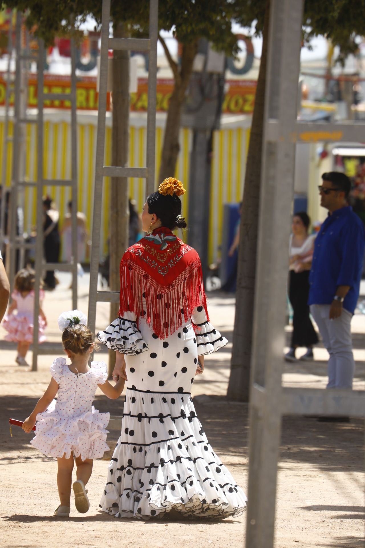 El ambiente del Jueves de Feria en Córdoba, en imágenes
