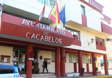 El PP de Cacabelos (León) acude a los tribunales tras denunciar la existencia de una 'caja b' en el Ayuntamiento