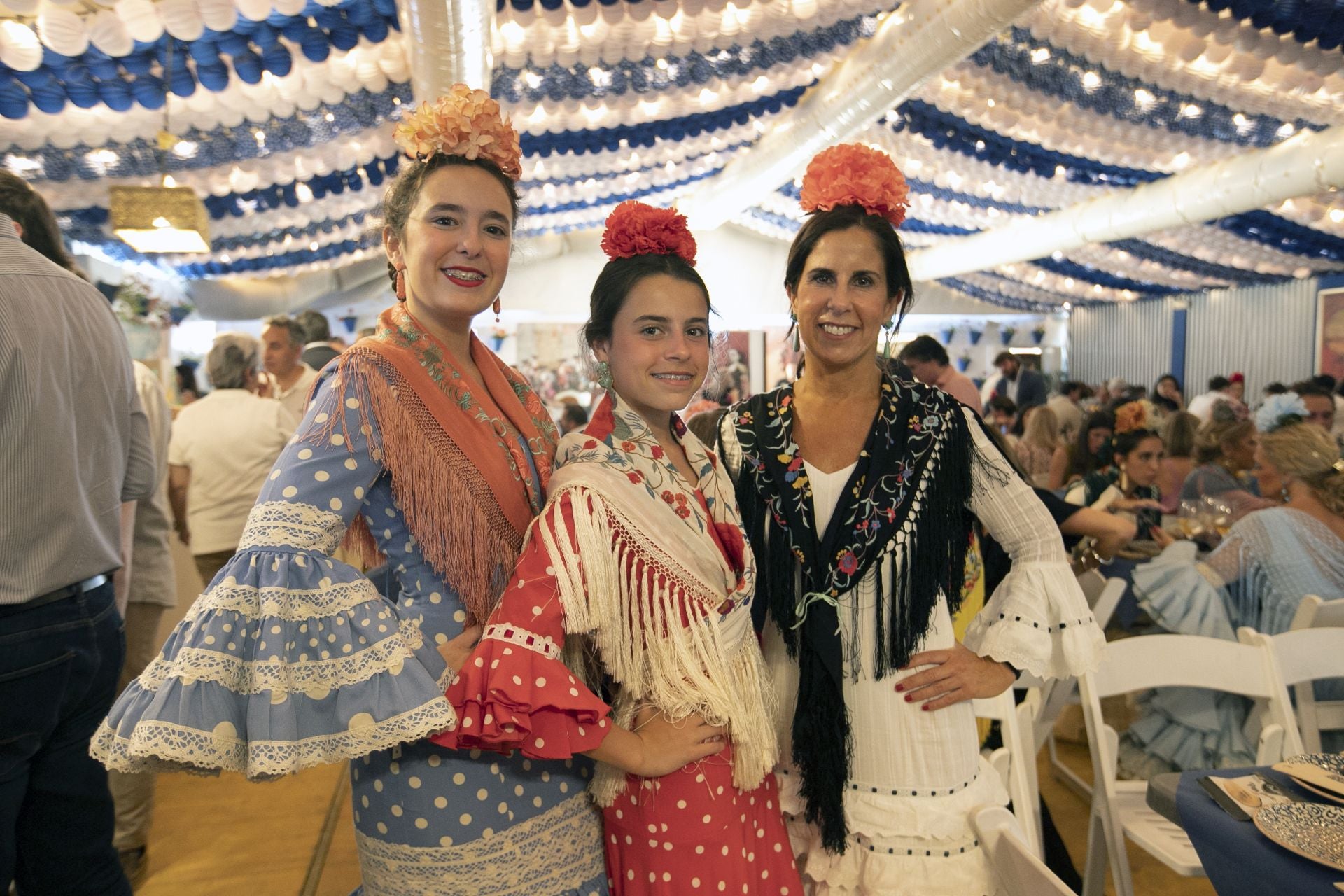 El animado ambiente en las casetas el jueves de la Feria de Córdoba, en imágenes
