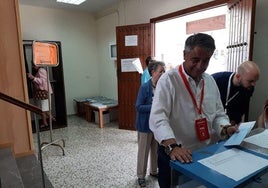 Compra de votos en Hinojosa: el actual alcalde del PSOE se presentó en el cuartel el 28M a decir que lo de su hijo era «un montaje»