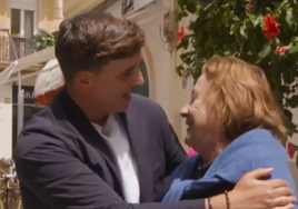 La inesperada respuesta de Xuso Jones al ver a su tía en Almería: «¿De qué conoces a mi abuela?»