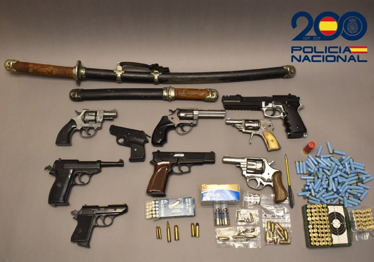Arsenal incautado por la Policía Nacional