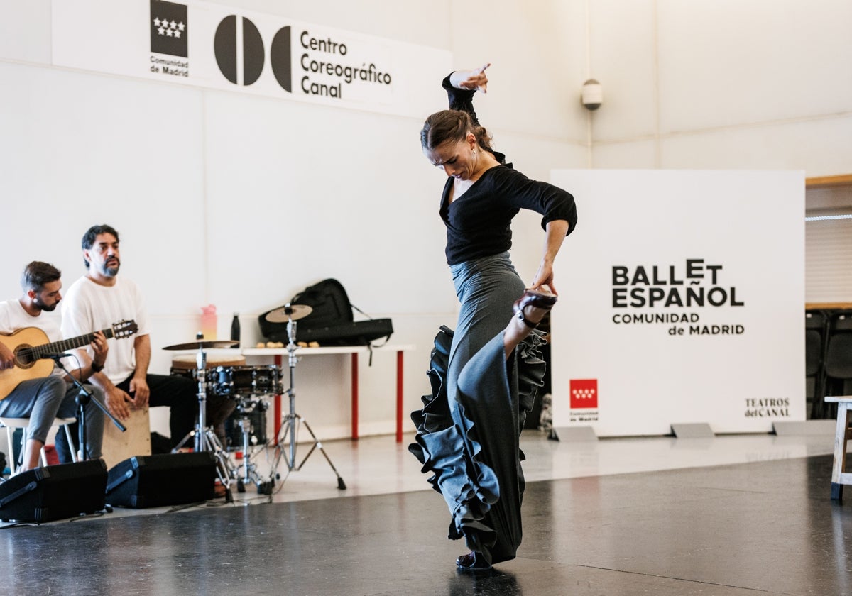 Ensayo del Ballet Español de la Comunidad de Madrid en el Centro Coreográfico Canal