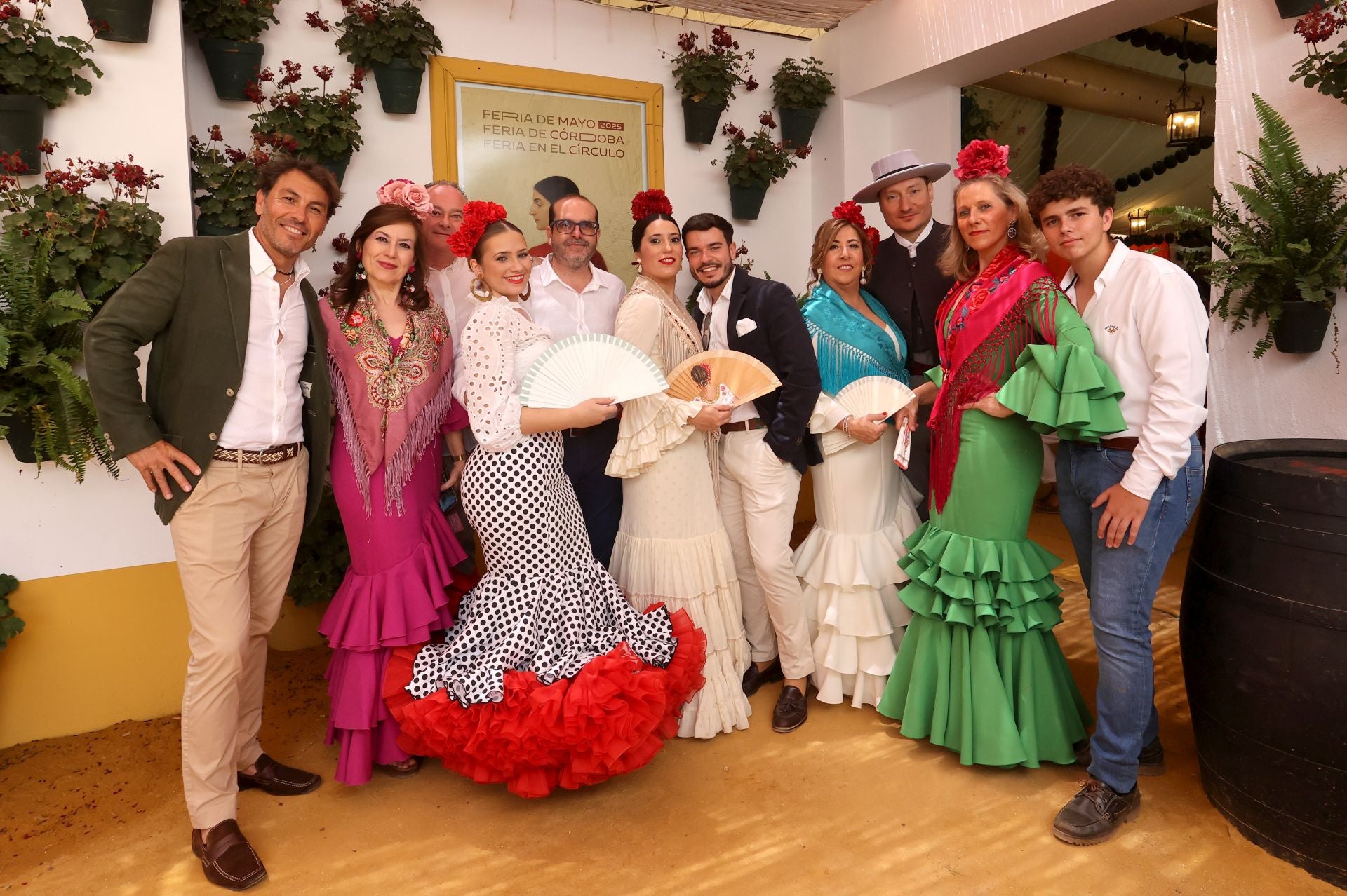 El animado ambiente de las casetas el último sábado de la Feria, en imágenes