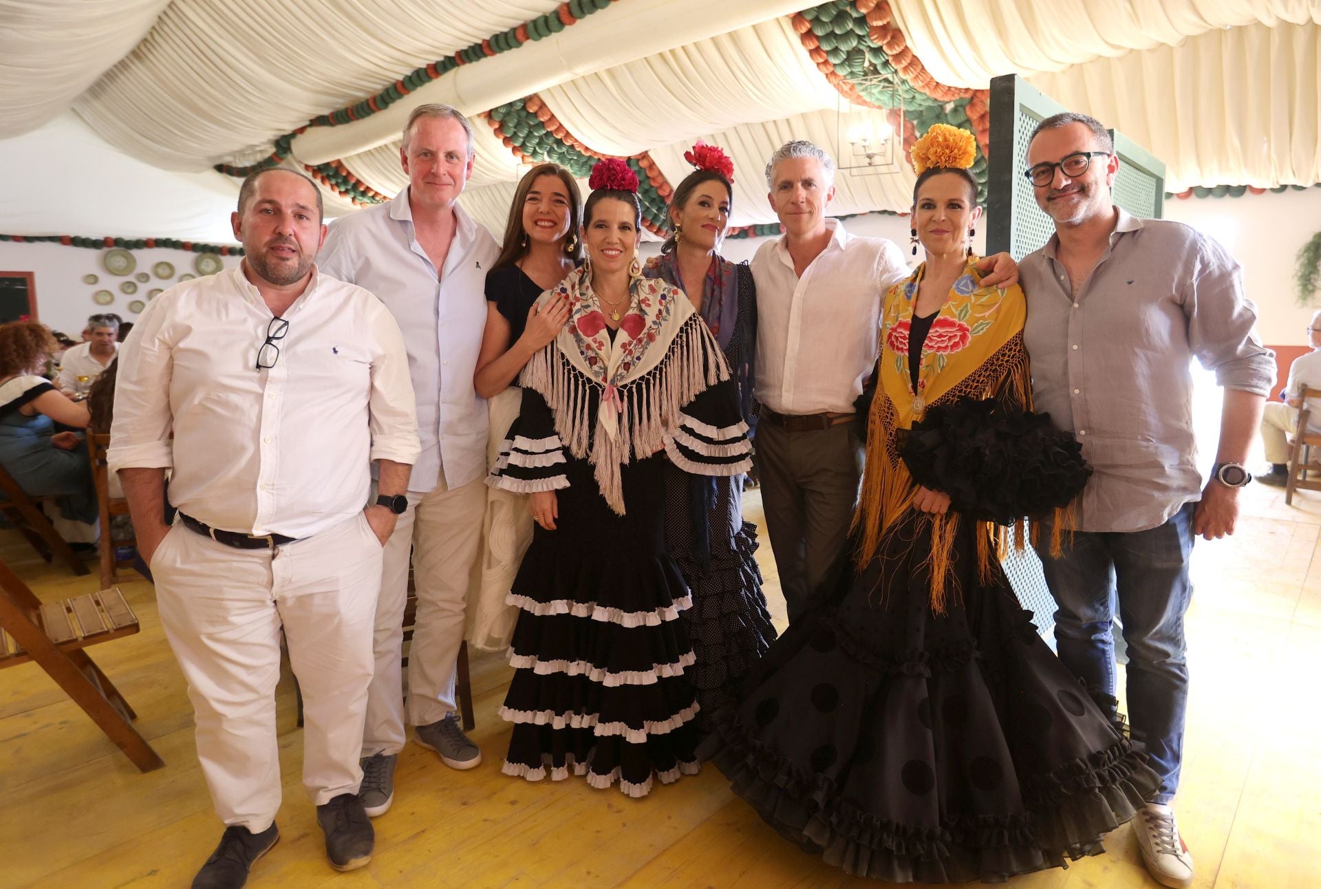 El animado ambiente de las casetas el último sábado de la Feria, en imágenes