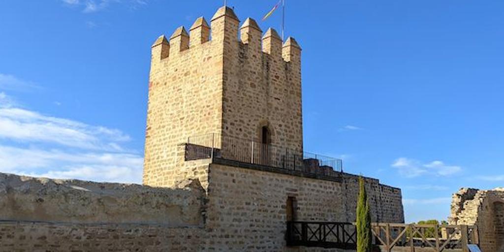 La Comisión de Patrimonio da luz verde al proyecto de recuperación del patio de armas del Castillo-Alcazaba de Bujalance