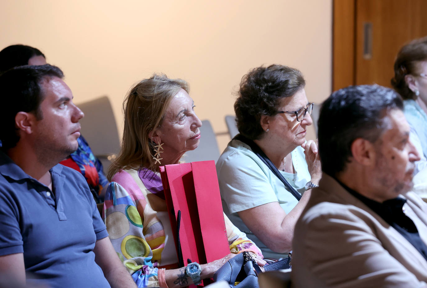 La intervención de Rosa Belmonte en el ciclo Opinión Abierta en Córdoba, en imágenes