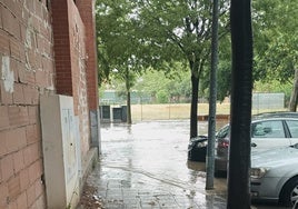 Una tromba de agua  localizada sobre Azuqueca de Henares provoca inundaciones en bajos y garajes