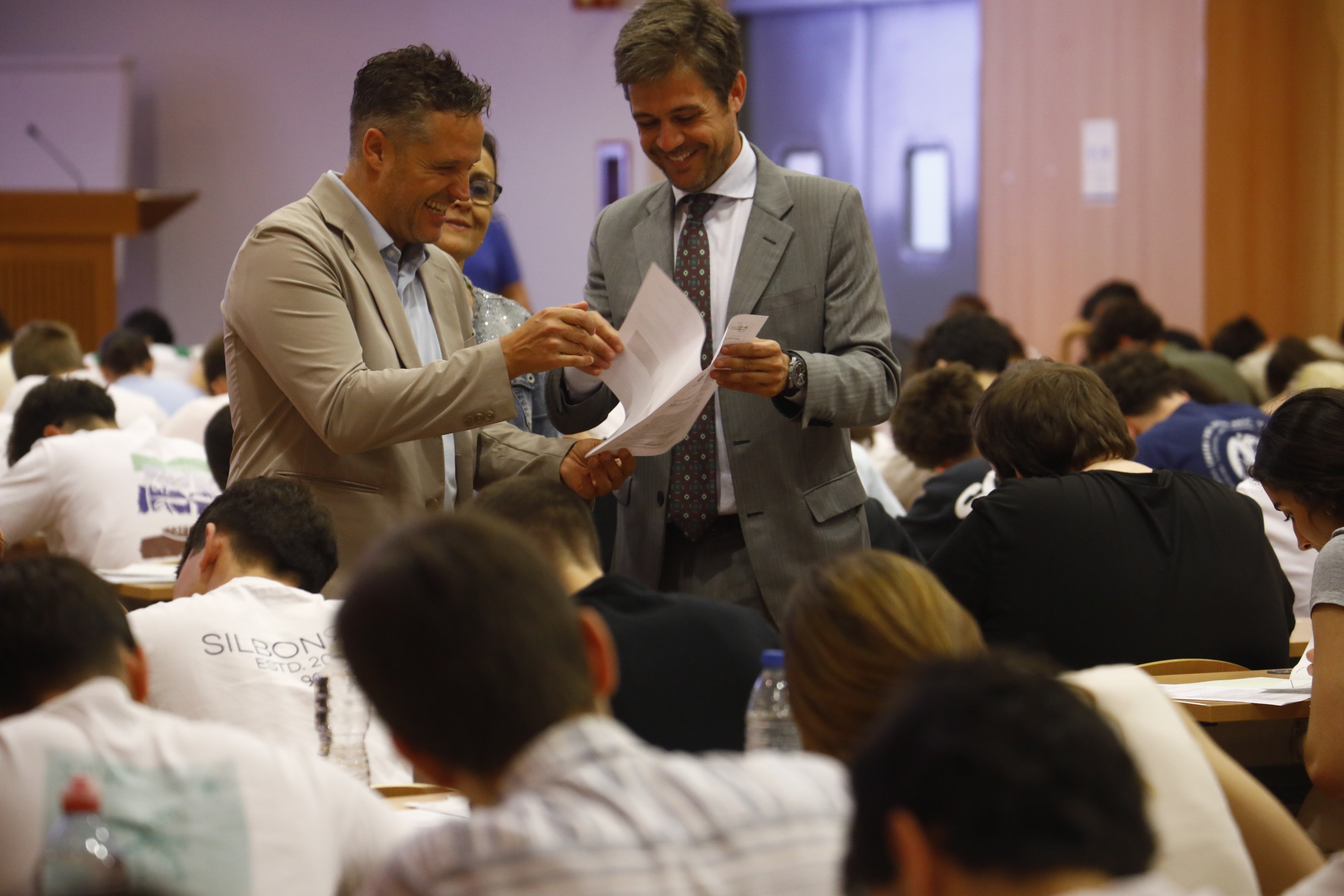 Las mejores imágenes del inicio de la Selectividad 2025 en Córdoba