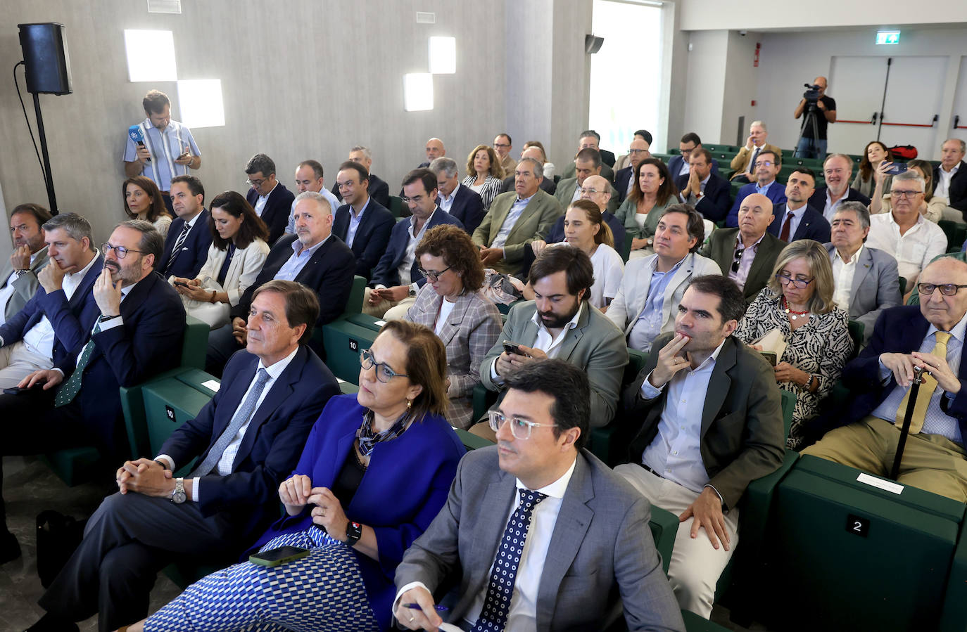 La participación de la viceconsejera de Agricultura en la Mirada Económica, en imágenes