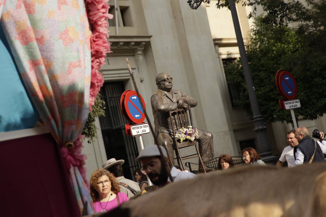 Salida de la Hermandad del Rocío de Sevilla en su peregrinación a la Aldea del Rocío