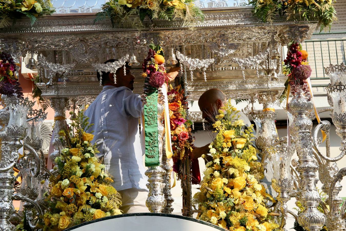 Primeros momentos de la peregrinación de la Hermandad del Rocío del Cerro del Águila