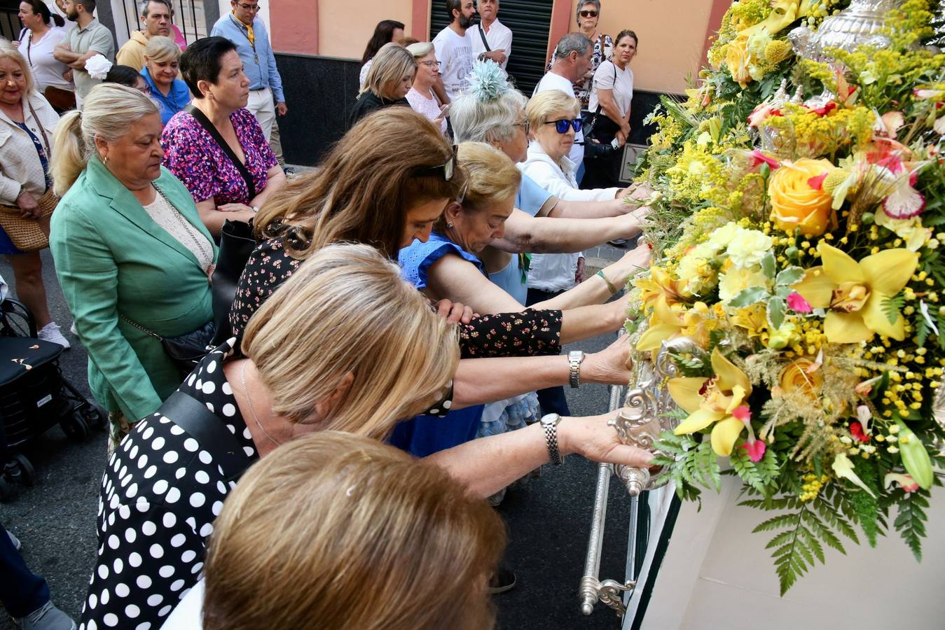 Primeros momentos de la peregrinación de la Hermandad del Rocío del Cerro del Águila