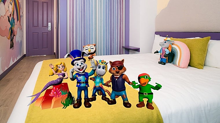 Las mascotas en la habitación del hotel