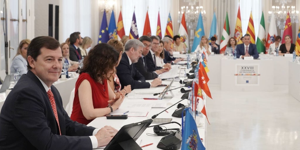 Mañueco considera «un instrumento fallido» la Conferencia de Presidentes «al estilo Sánchez»