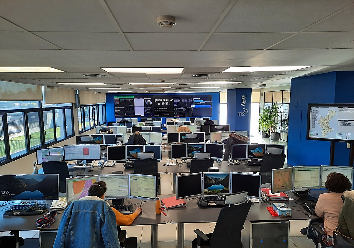 Imagen de archivo de una sala del 112 en la Comunidad Valenciana