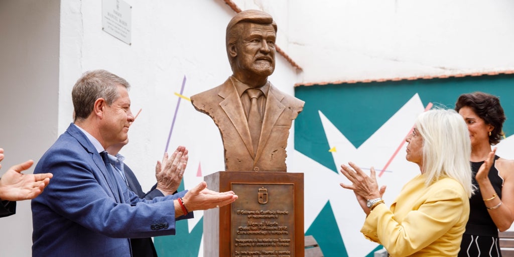 Page rinde homenaje a Manuel Marín poniendo su nombre al nuevo Centro de Salud número 1 de Ciudad Real