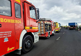 Un hombre en estado crítico por quemaduras en un grave incendio en La Palma