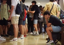 Las becas de Bachillerato para estudiar en centros privados y concertados tendrán en cuenta las notas por primera vez