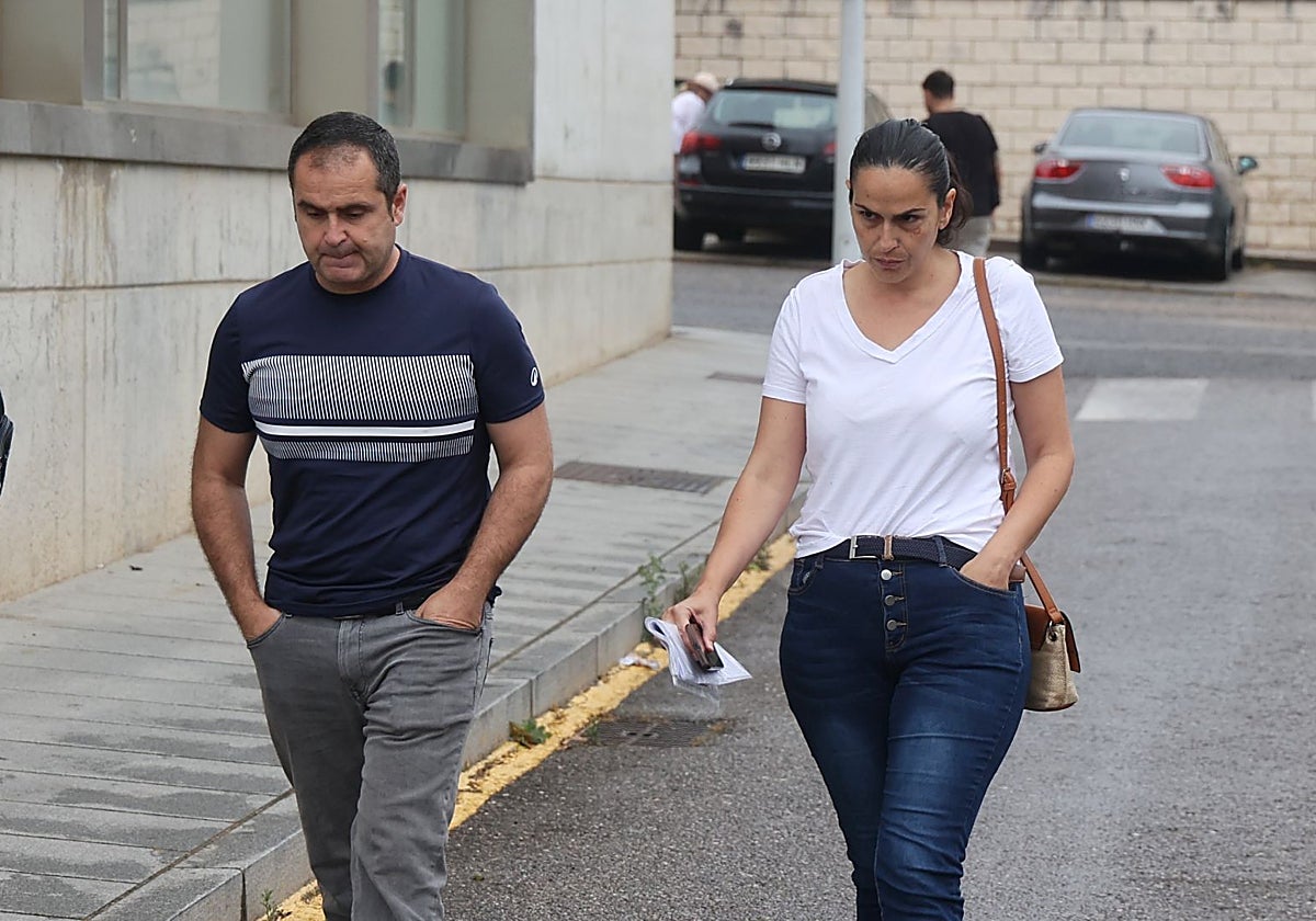 La diputada socialista Desierée Benavides a la entrada del Juzgado de Montoro este miércoles